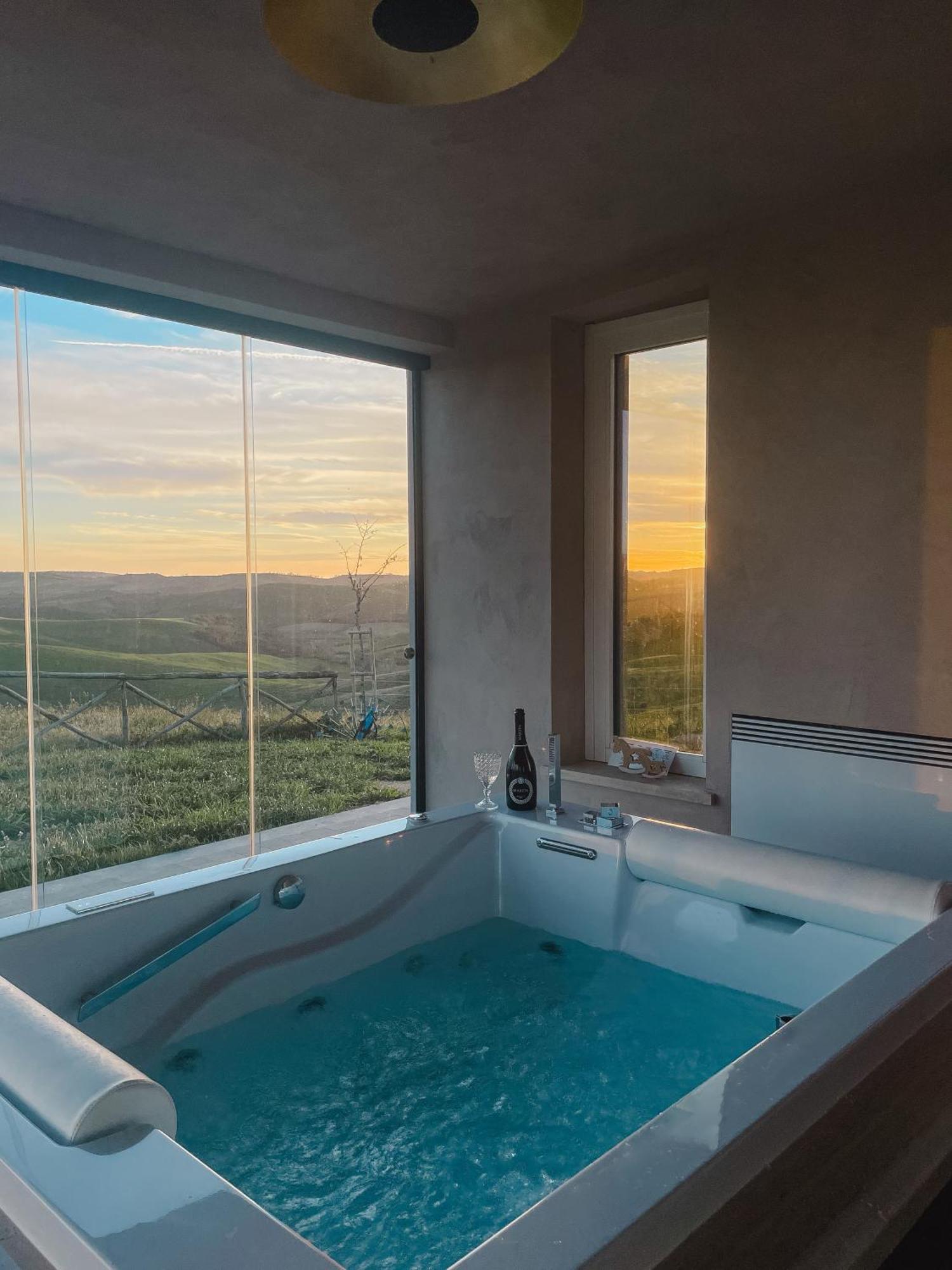 La Domus Della Regina Villa Tuscania Eksteriør billede